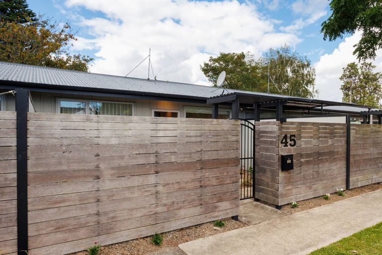 Photo of property in 45 Hereford Street, West End, Palmerston North, 4410