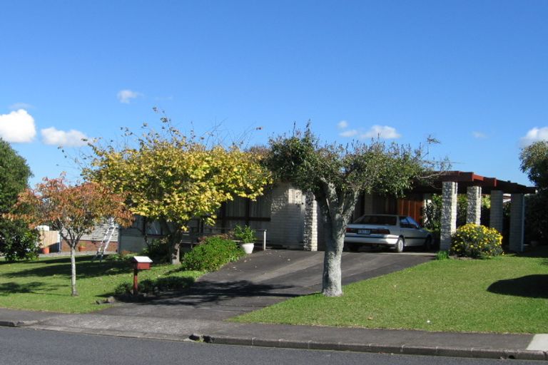 Photo of property in 5 Finnerty Avenue, Howick, Auckland, 2014