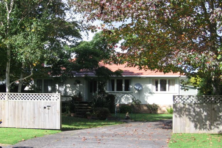 Photo of property in 55 Waipani Road, Te Atatu Peninsula, Auckland, 0610