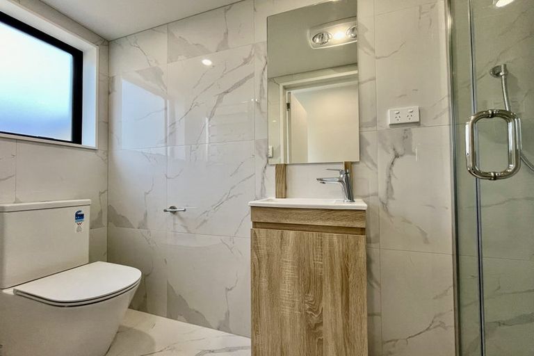 Photo of property in 523c Pakuranga Road, Howick, Auckland, 2010