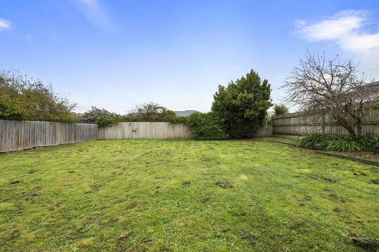 Photo of property in 19a Rosalie Terrace, Kelvin Grove, Palmerston North, 4414