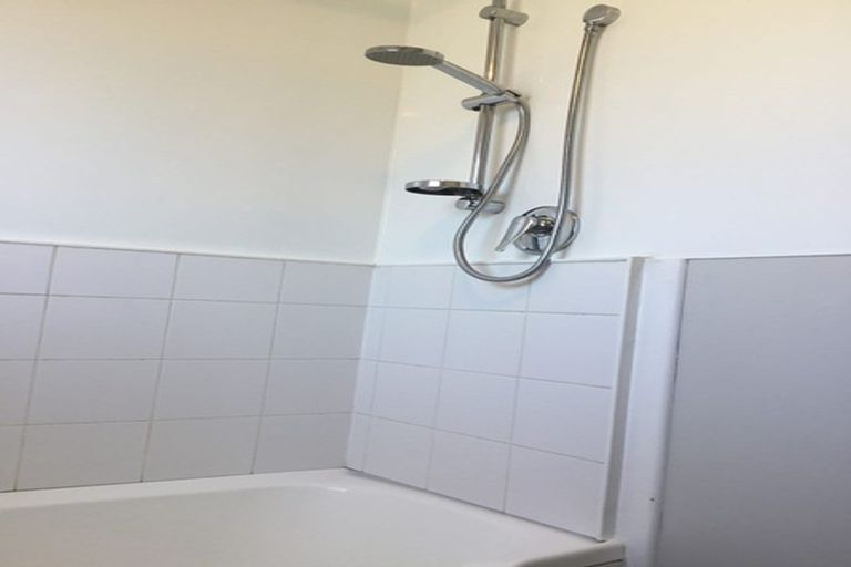 Photo of property in 802 Alexandra Street, Parkvale, Hastings, 4122