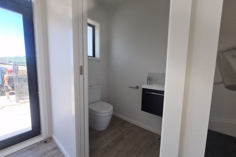 Photo of property in 1 Tokitoki Way, Kenepuru, Porirua, 5022