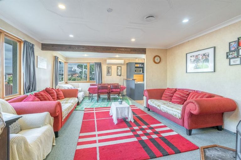 Photo of property in 98 Edinburgh Crescent, Waikiwi, Invercargill, 9810