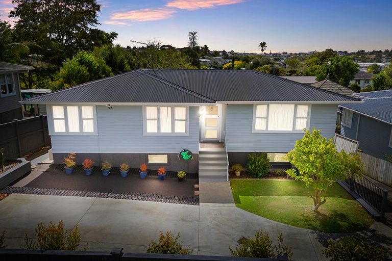 Photo of property in 103 Union Road, Howick, Auckland, 2014