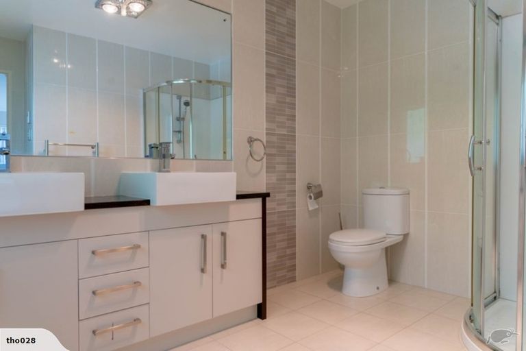 Photo of property in 1b Tranquility Rise, Mellons Bay, Auckland, 2014