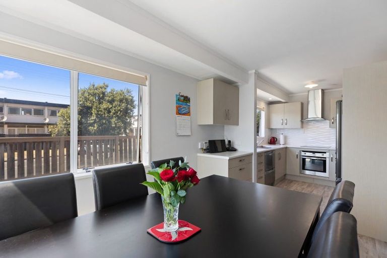 Photo of property in 63 Golf Road, Mount Maunganui, 3116