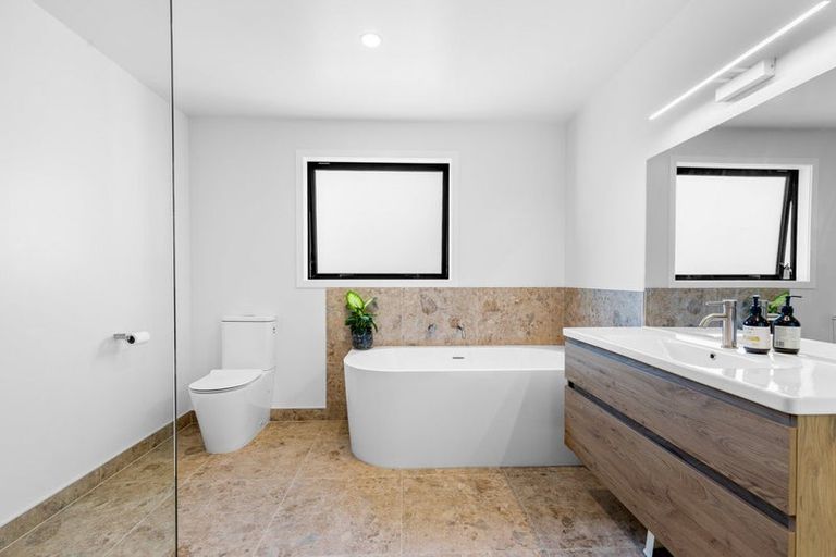 Photo of property in 24 Wai Iti Avenue, Redwoodtown, Blenheim, 7201