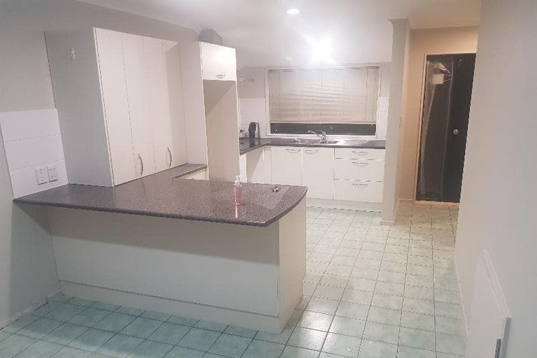 Photo of property in 26 Waldos Way, Mangere, Auckland, 2022