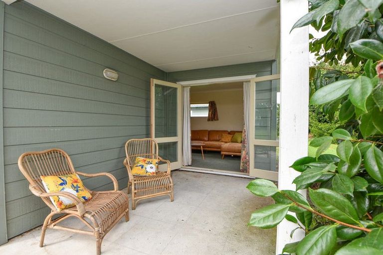 Photo of property in 24 Moreton Road, Carterton, 5713