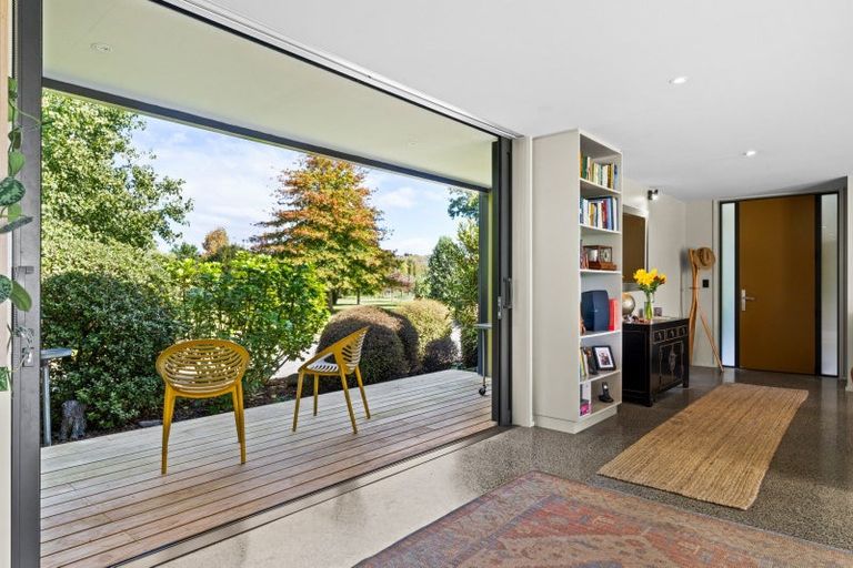 Photo of property in 91 Basil Road, Meeanee, Napier, 4112