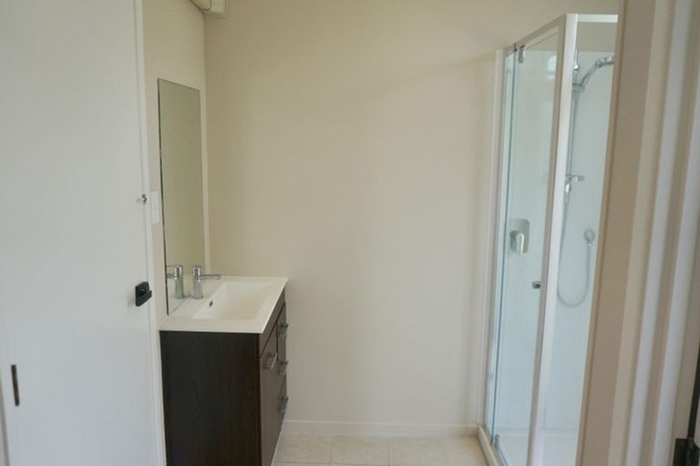 Photo of property in 2/14 Brook Street, Milford, Auckland, 0620
