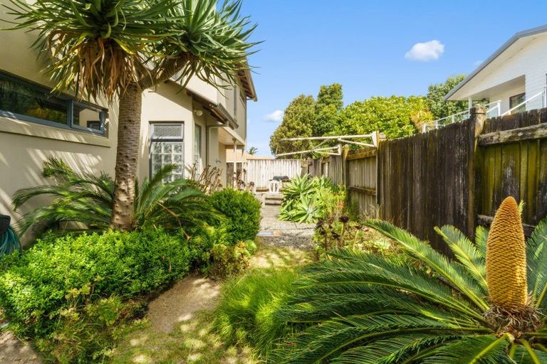 Photo of property in 374 Papamoa Beach Road, Papamoa Beach, Papamoa, 3118
