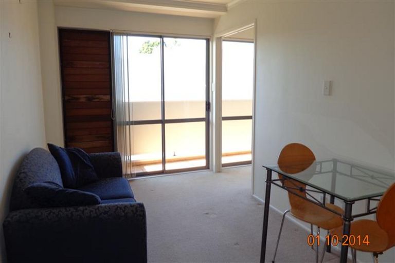 Photo of property in 13e/30 Westward Ho, Glen Eden, Auckland, 0602