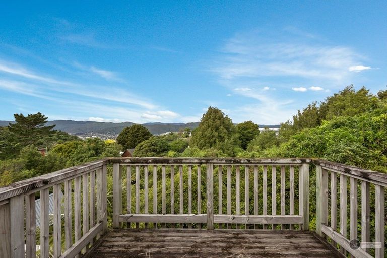 Photo of property in 11 Panorama Grove, Harbour View, Lower Hutt, 5010