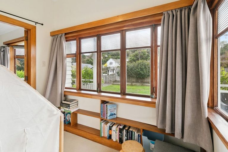Photo of property in 5 Friend Street, Karori, Wellington, 6012