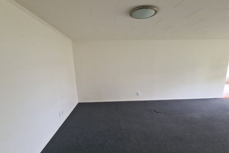 Photo of property in 15 Gillespies Road, Birchville, Upper Hutt, 5018