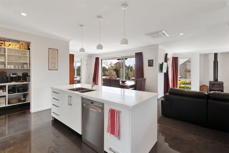 Photo of property in 8 Simms Lane, West Melton, 7618