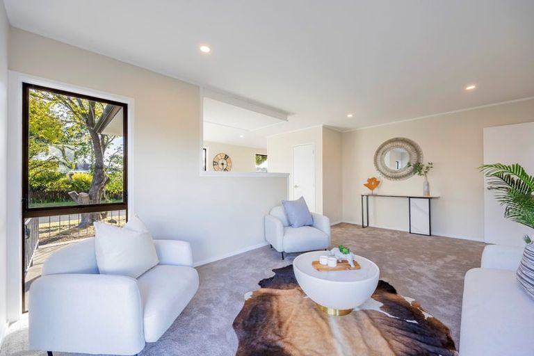 Photo of property in 9 Luanda Drive, Ranui, Auckland, 0612