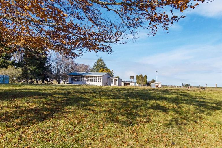 Photo of property in 918 Hunter Makikihi Road, Hunter, Timaru, 7971