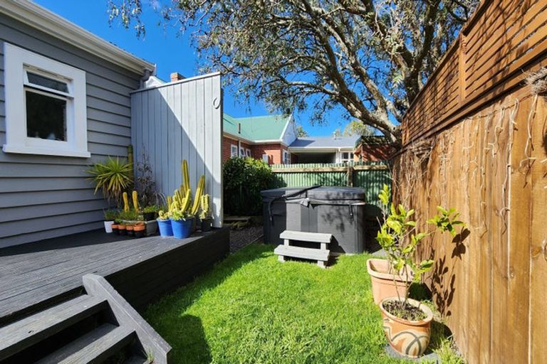 Photo of property in 115 Bell Road, Waiwhetu, Lower Hutt, 5010