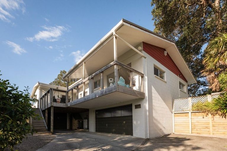 Photo of property in 20 Moana Drive, Tanners Point, Katikati, 3177