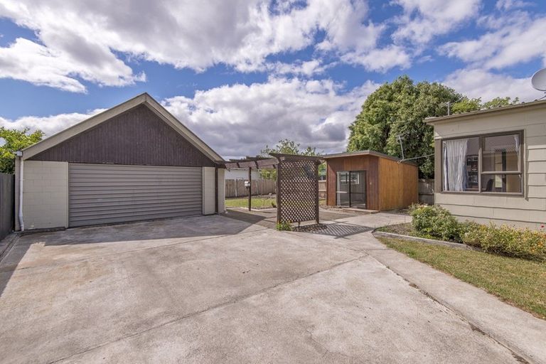 Photo of property in 39 Curletts Road, Sockburn, Christchurch, 8042