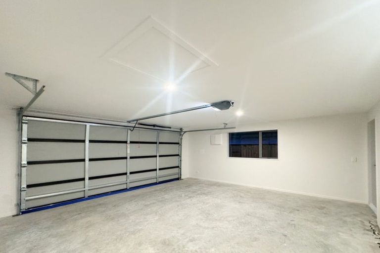 Photo of property in 67 Mehrtens Crescent, Woodend, 7610