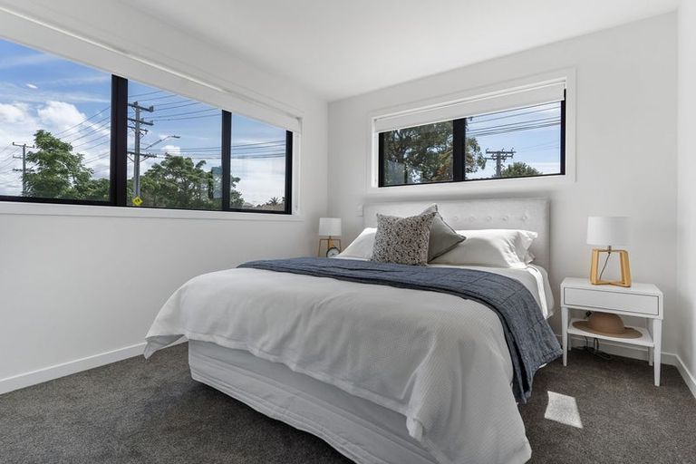 Photo of property in 2a Ellen Avenue, Hillcrest, Auckland, 0627