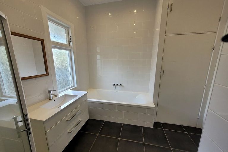 Photo of property in 44 Copeland Street, Hutt Central, Lower Hutt, 5011