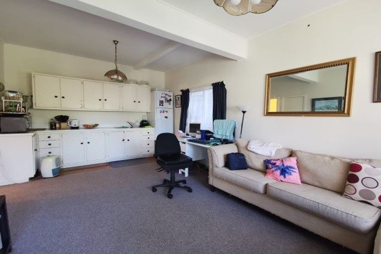 Photo of property in 8a/199 Grant Road, Thorndon, Wellington, 6011