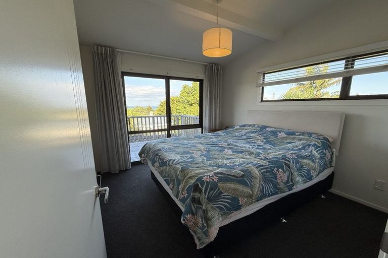 Photo of property in 2/46 Channel View Road, Campbells Bay, Auckland, 0630