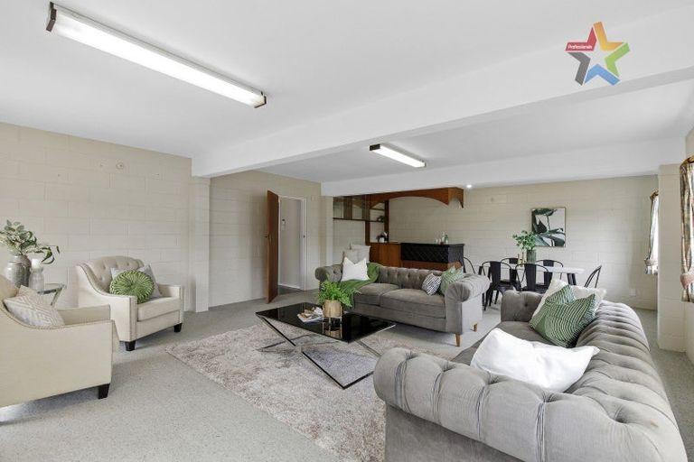 Photo of property in 3 Earlston Grove, Avalon, Lower Hutt, 5011