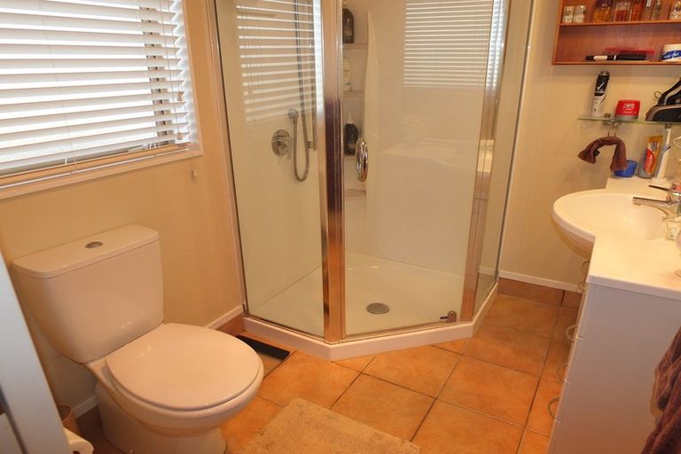 Photo of property in 6 Teppett Place, Foxton Beach, Foxton, 4815