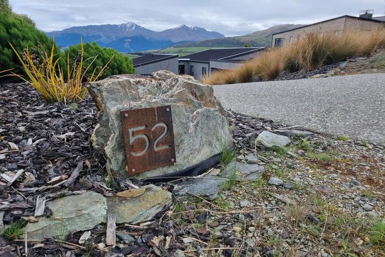 Photo of property in 52 Jacks Point Rise, Jacks Point, Queenstown, 9371