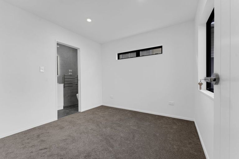 Photo of property in 7b Surrey Street, Manurewa, Auckland, 2102