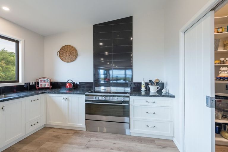 Photo of property in 17 Clairmont Heights, Stoke, Nelson, 7011