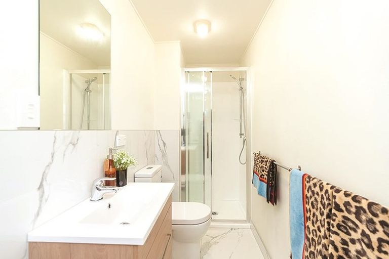 Photo of property in 27 Salamanca Road, Kelburn, Wellington, 6012