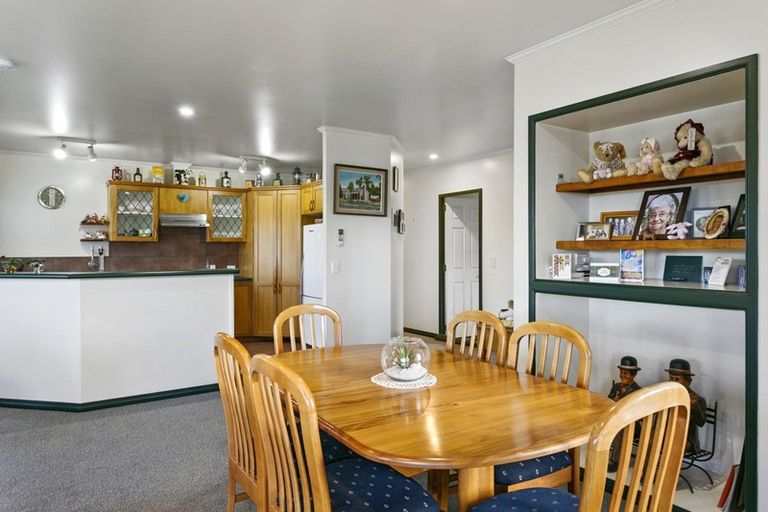 Photo of property in 86 Birch Street, Hilltop, Taupo, 3330