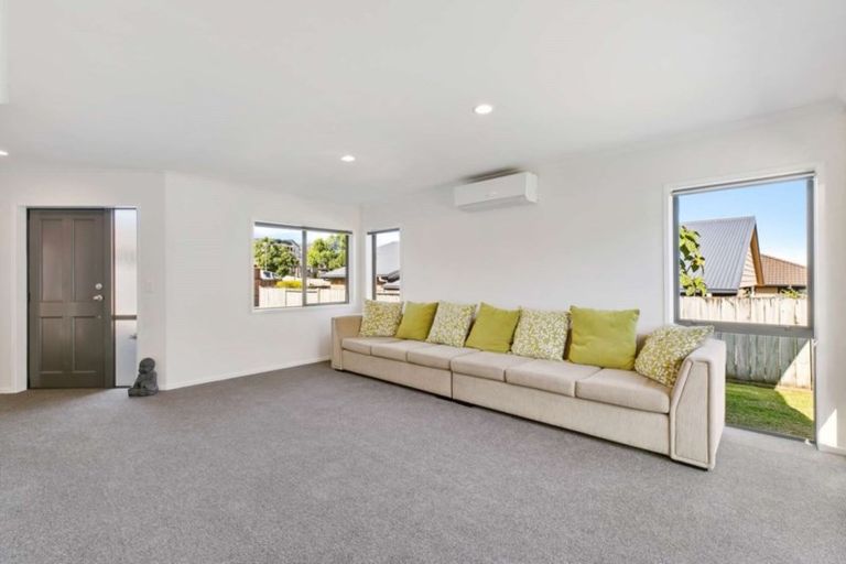 Photo of property in 53 Discovery Avenue, Welcome Bay, Tauranga, 3112