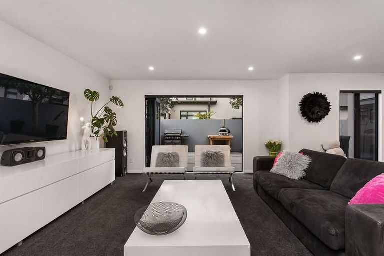 Photo of property in 230a Clyde Road, Burnside, Christchurch, 8053