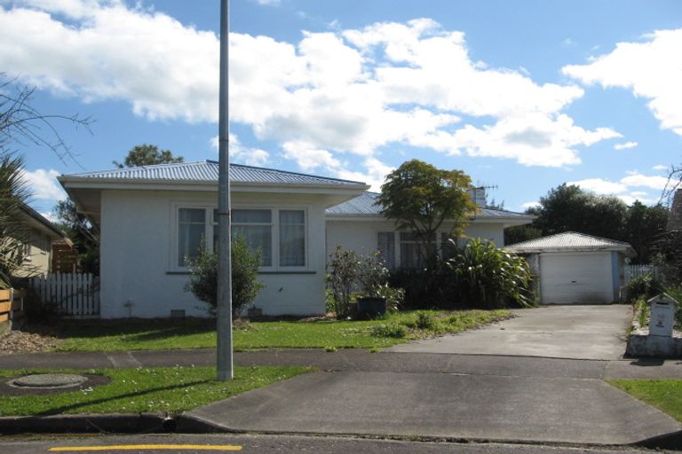 Photo of property in 10 Strathmore Place, Awapuni, Palmerston North, 4412