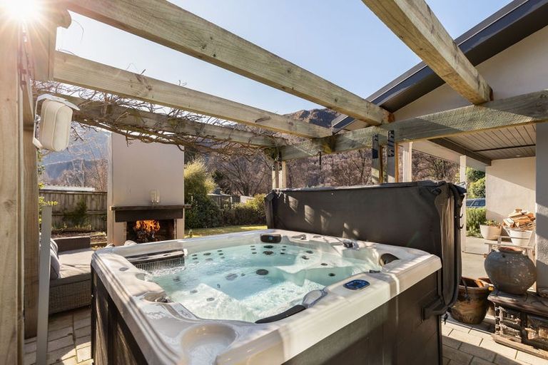 Photo of property in 40 Bedford Street, Arrowtown, 9302