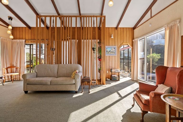 Photo of property in 103-105 Barnard Street, Wadestown, Wellington, 6012