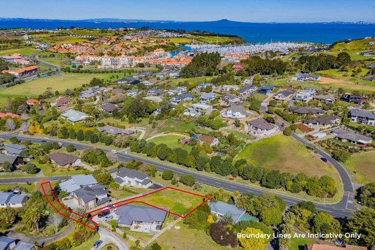 Photo of property in 3a Astrolabe Place, Gulf Harbour, Whangaparaoa, 0930
