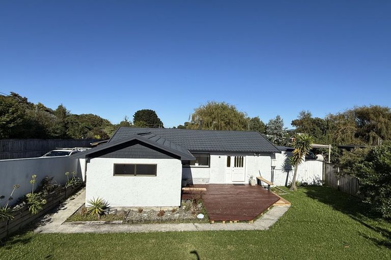 Photo of property in 18 Ruru Road, Otaihanga, Paraparaumu, 5036