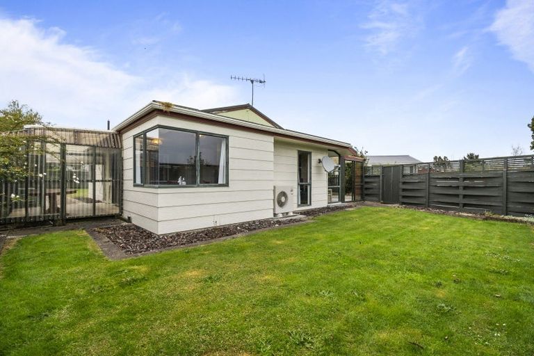 Photo of property in 12 Mansell Crescent, Bulls, 4818