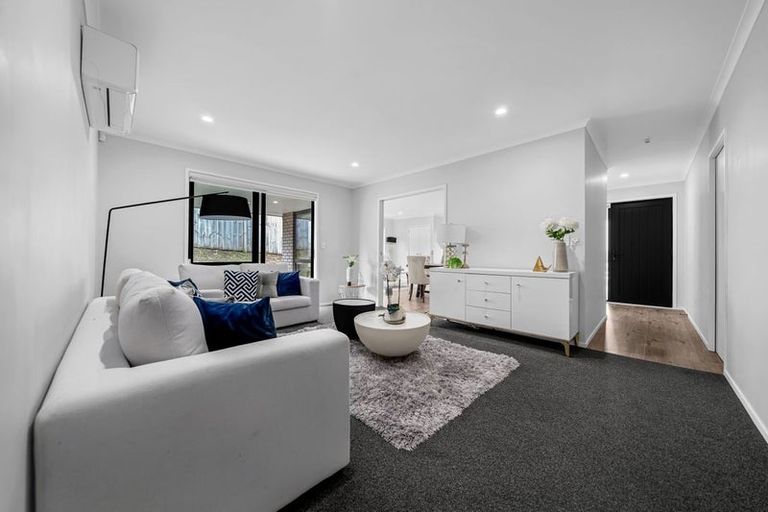 Photo of property in 24 Peacock Place, Pokeno, 2402