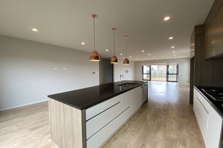 Photo of property in 20 Kiwa Crescent, Gulf Harbour, Whangaparaoa, 0930