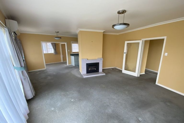 Photo of property in 591 Queen Street East, Levin, 5510